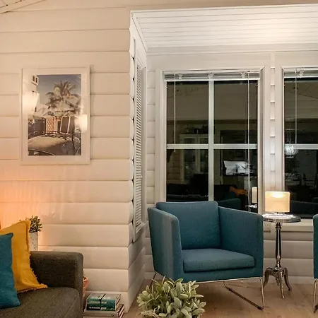 Four Bedroom Holiday In Sorbovag